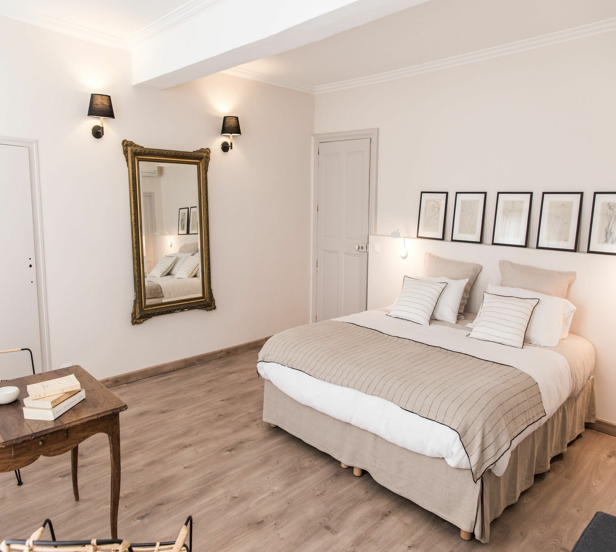 אביניון Boutique Hotel - La Demoiselle מראה חיצוני תמונה